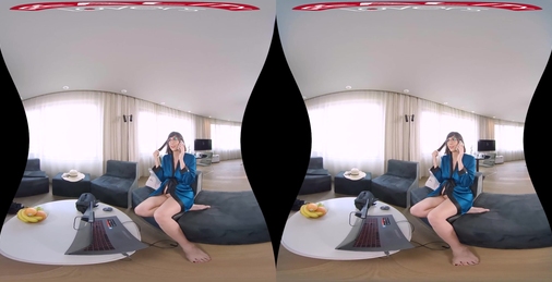 已孕的德国少妇自慰VR视频